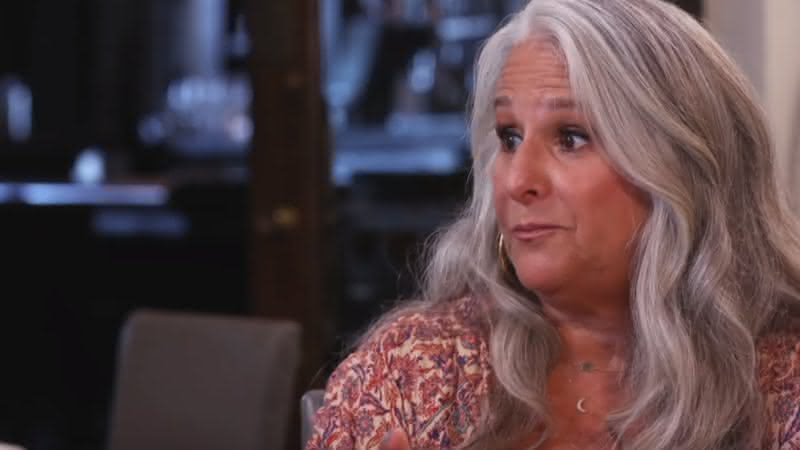 Marta Kauffman para o programa Today - YouTube