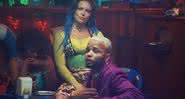 Tove Lo e Mc Zaac em cena do clipe de Are You Gonna Tell Her? - YouTube