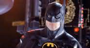 Michael Keaton aparece como Batman nos bastidores de "Batgirl"; confira - Divulgação/Warner Bros