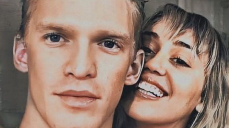 Cody e Miley juntos após ela ser liberada do hospital - Instagram