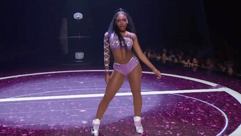 Normani apresenta Motivation nos palcos do VMA 2019 (Reprodução/YouTube)