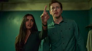 "Manifest" conta a história do misterioso voo 828, que desapareceu em pleno ar por mais de cinco anos - Divulgação/Netflix