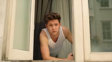 Niall Horan no clipe de Nice To Meet Ya - YouTube