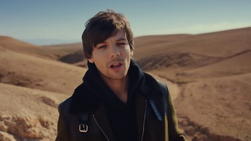 Louis Tomlinson, ex-integrante do One Direction, em clipe da carreira solo após o fim do grupo - Reprodução/YouTube