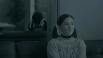 "Órfã 2": Isabelle Fuhrman mostra novo visual de Esther em bastidores mortais; veja - Divulgação/Diamond Filmes