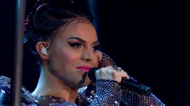 Oxa durante as semi finais do The Voice Alemanha - YouTube