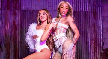 Pabllo Vittar ao lado de Thalia em clique nas redes - Ernna Cost / Instagram