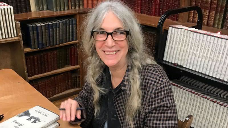 Patti Smith em sessão de autógrafos de seu mais novo livro Year of the Monkey, em Nova York - Instagram