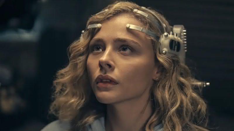 "Periféricos": Série do Prime Video é renovada para a 2ª temporada - Divulgação/Prime Video