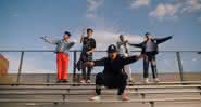 PRETTYMUCH no clipe de Phases - YouTube