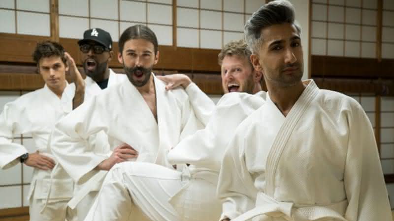 O elenco da série é composto por Jonathan Van Ness, Antoni Porowski, Bobby Berk, Karamo Brown e Tan France - Reprodução/Netflix