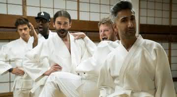 O elenco da série é composto por Jonathan Van Ness, Antoni Porowski, Bobby Berk, Karamo Brown e Tan France - Reprodução/Netflix