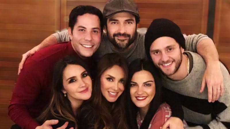 Ex-integrantes do RBD compartilham foto de reencontro nas redes sociais - Instagram