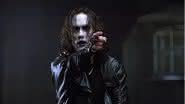 Remake de “O Corvo”, com FKA Twigs e Bill Skarsgård, encerra filmagens - Divulgação/Miramax