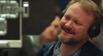 Rian Johnson, diretor de Star Wars: Os Últimos Jedi, afirma que deve fazer novos filmes da saga - YouTube