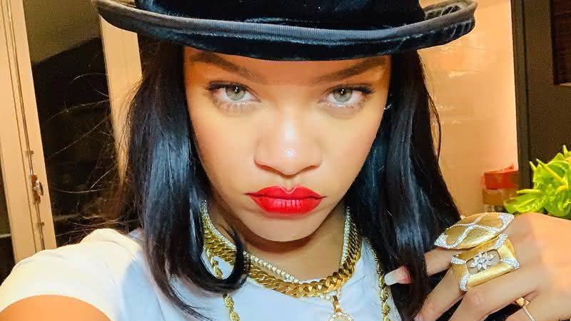 Rihanna compartilhou uma foto com o pedido de desculpas - Reprodução/Instagram