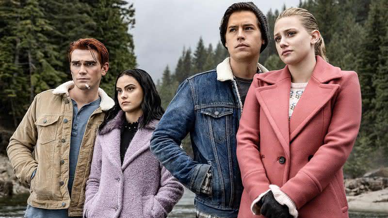 Elenco em cena de "Riverdale" - Divulgação/CW