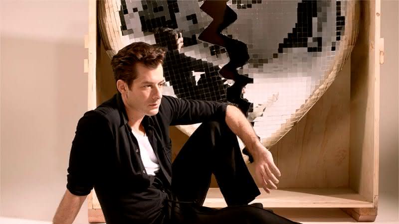 Mark Ronson divulgando seu álbum Late Night Feelings - Reprodução/Instagram