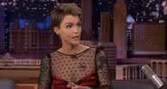 Ruby Rose no The Tonight Show - Reprodução/YouTube