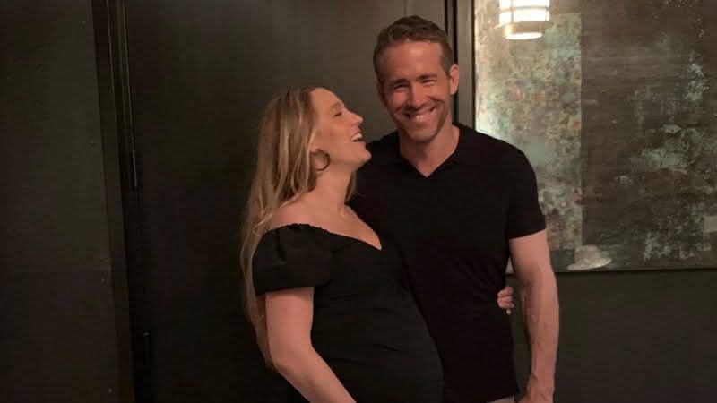 Blake Lively e Ryan Reynolds em foto publicada no perfil do ator - Instagram