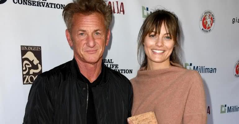 Sean Penn e Leila George em evento em Los Angeles, na Califórnia, em março de 2020 - Kevin Winter/Getty Images