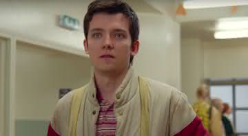 Asa Butterfield interpreta Otis na série adolescente de sucesso da Netflix - Reprodução/Youtube/Netflix