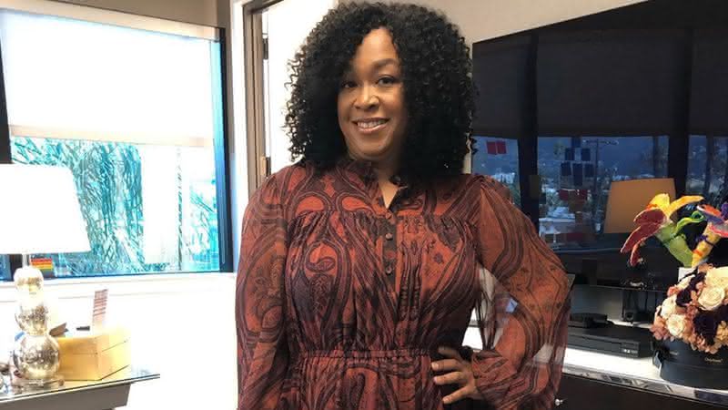 Shonda Rhimes assinou acordo milionário com a Netflix - Reprodução/Instagram