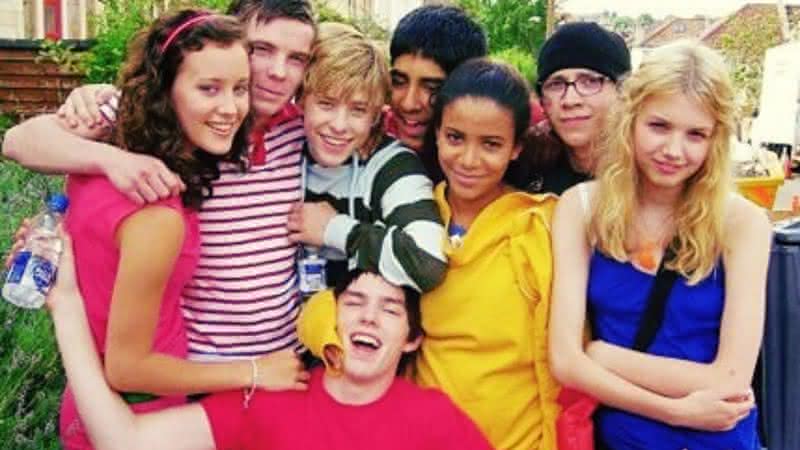 Joe Dempsie, Dev Patel, Hannah Murray e Nicholas Hoult formaram a primeira geração de Skins, em 2007 - Instagram