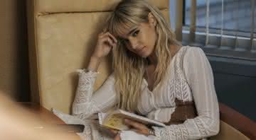 Sofia Boutella na série antológica "Modern Love" - (Divulgação/Prime Video)