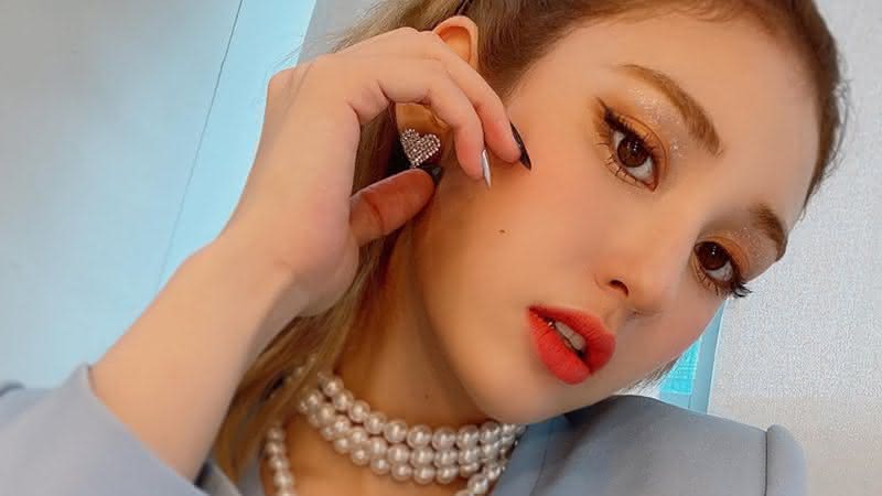 Somi em publicação nas redes sociais - Instagram