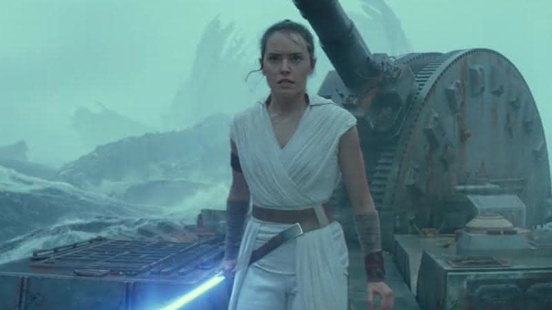 Daisy Ridley como Rey em cena do trailer final de Star Wars: A Ascensão Skywalker - YouTube/Lucasfilm