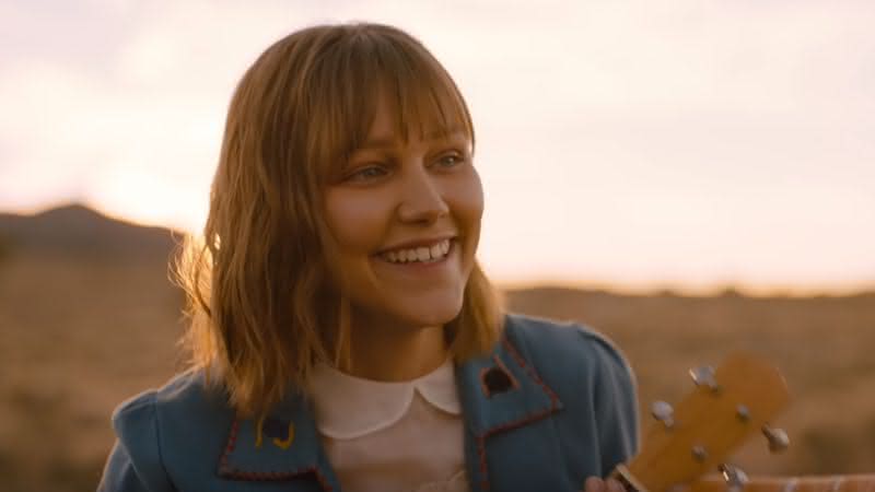 Grace VanderWaal é a protagonista do novo filme da Disney - YouTube