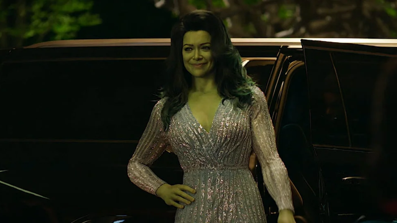 Tatiana Maslany é elogiada como Jennifer Walters em "Mulher-Hulk: Defensora de Heróis" - Reprodução/Marvel Studios