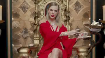 Taylor Swift quebra recorde na Billboard - YouTube