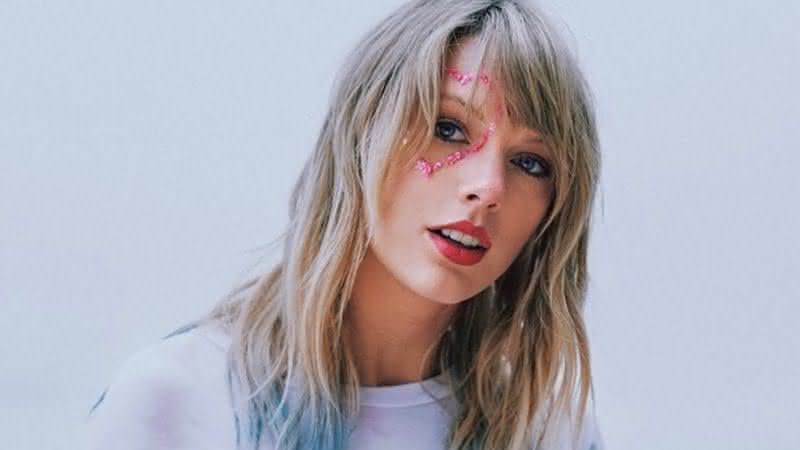 Foto de divulgação de Lover - instagram