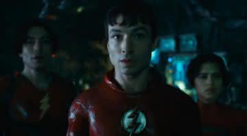 Nos cinemas, Barry Allen é vivido por Ezra Miller - (Reprodução/Warner Bros.)