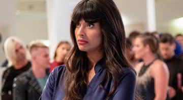 Jameela Jamil interpreta a milionária Tahani no seriado The Good Place - Divulgação/Colleen Hayes/NBC