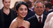 Vanessa Hudgens em A Princesa e a Plebeia - Netflix