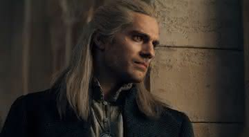 Henry Cavill em cena de The Witcher - Netflix