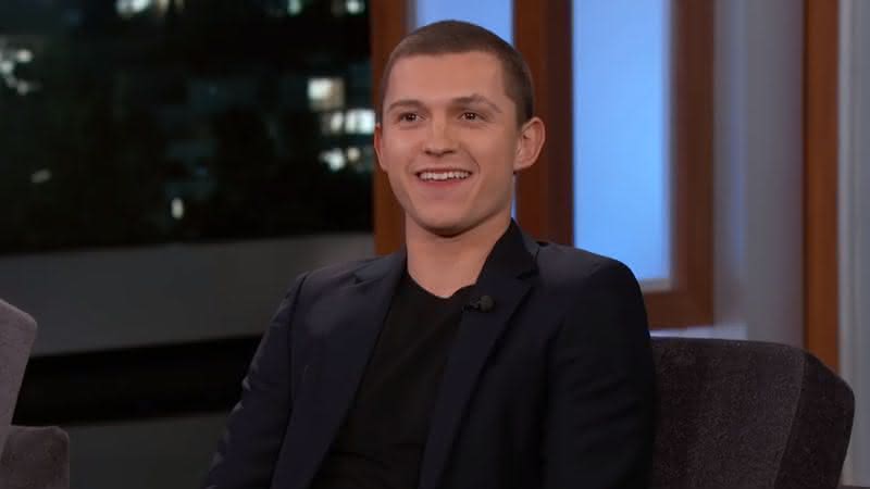 Tom Holland em entrevista ao Jimmy Kimmel - YouTube