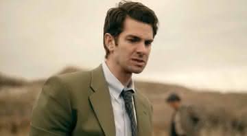 Andrew Garfield tenta encontrar assassino no trailer de "Under the Banner of Heaven" - Divulgação/Hulu