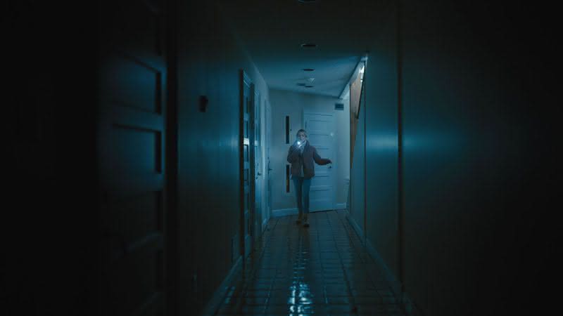 "Veja Por Mim": Jovem cega recorre a app para se livrar de invasores em trailer tenso; assista - Divulgação/Paris Filmes