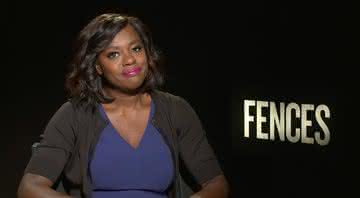 Viola Davis durante uma entrevista sobre o filme Fences - YouTube