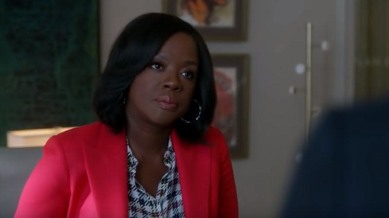 Viola Davis em cena de How To Get Away With Murder - YouTube