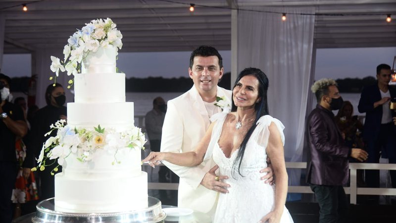 Gretchen e seu atual esposo, Esdras - AgNews