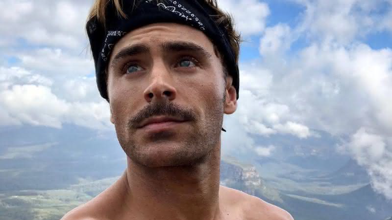 Zac Efron em clique nas redes sociais - Instagram