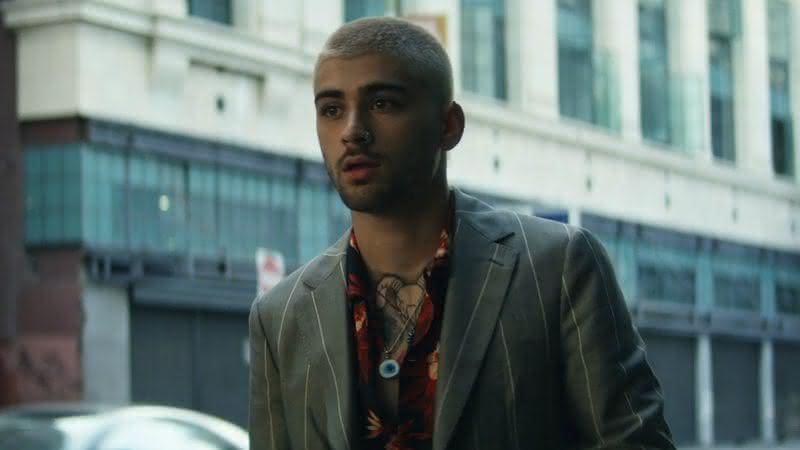 Zayn Malik lançou o clipe de Flames na manhã desta quinta-feira (30) - YouTube