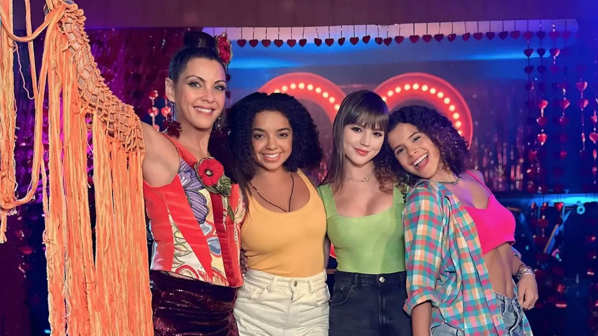 Elenco de Tudo por um Pop Star 2