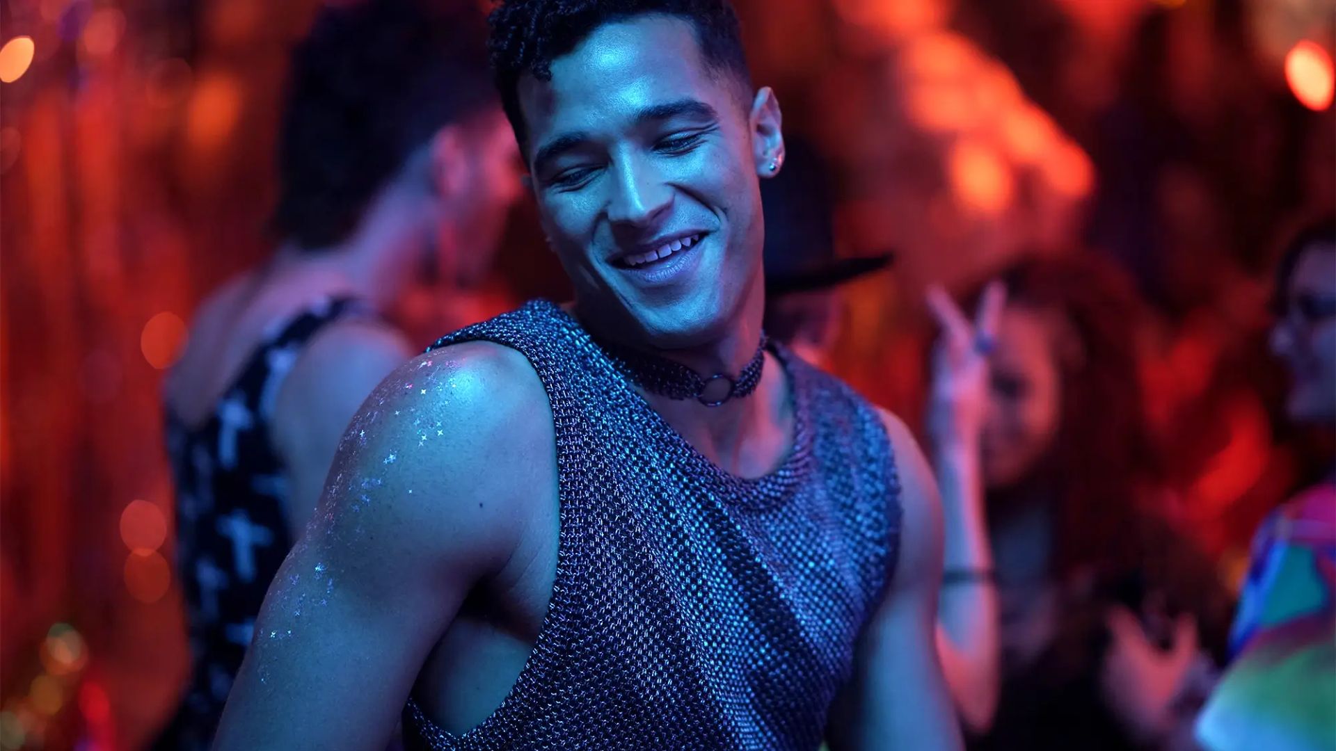 Sucesso há muitos anos, Queer as Folk voltou com uma nova roupagem, mas não durou muito tempo (Foto: Divulgação/Peacock)
