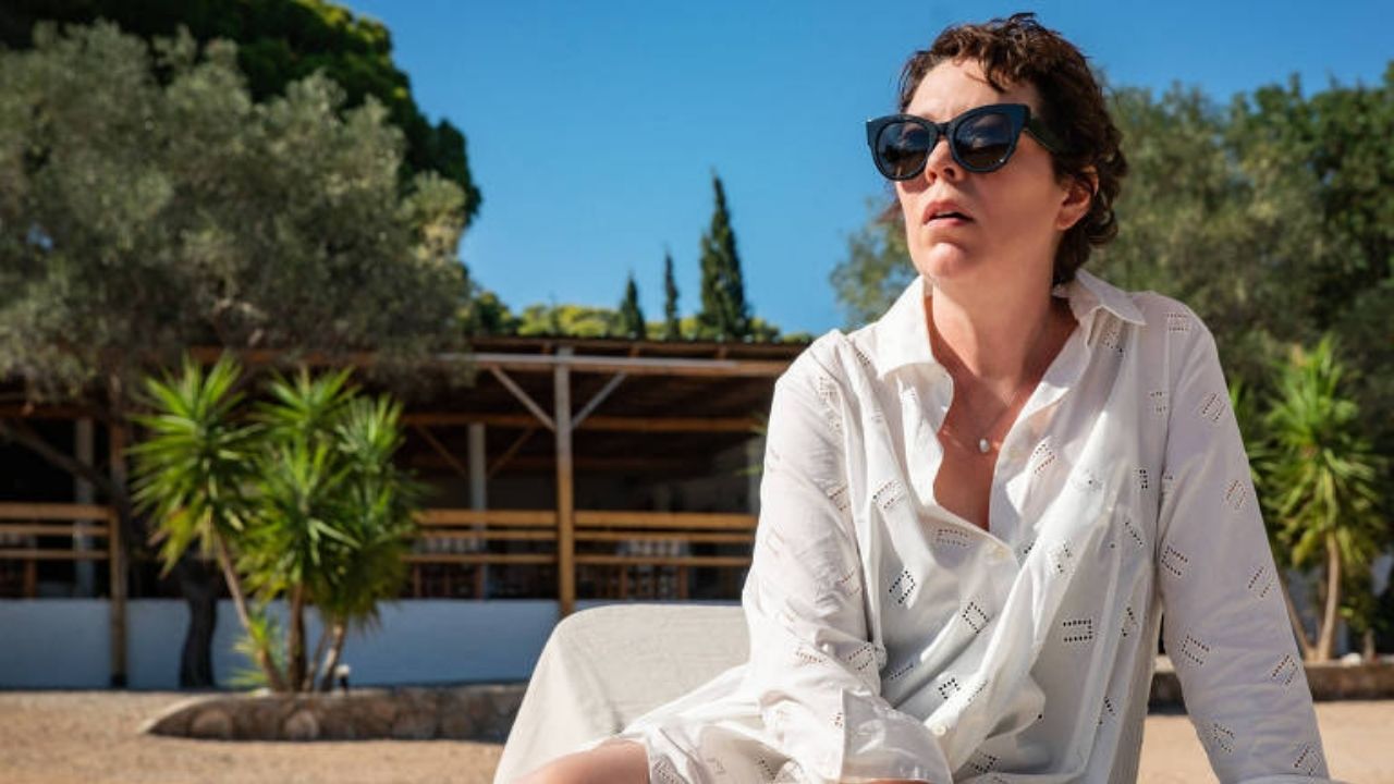 Olivia Colman deve ser o destaque de "A Filha Perdida" no Oscar 2022 (Divulgação/Netflix)